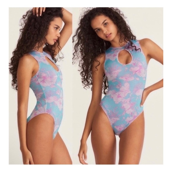 Hurley x LoveShackFancy NWT One Piece Swimsuit | Medium - Picture 6 of 16